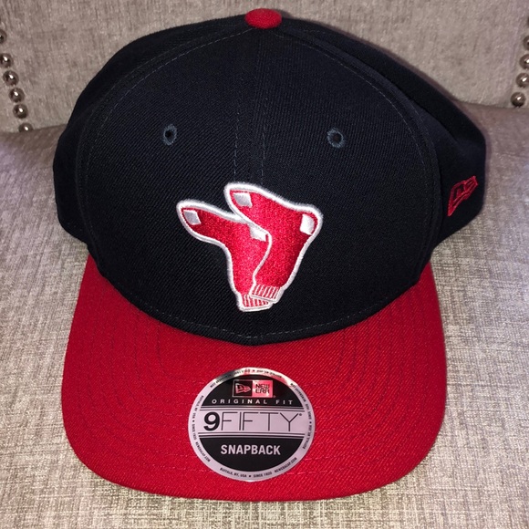 upside down new york yankees hat